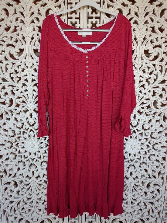 Eileen West Other - Vintage Comfy Soft Long Ruffled Sleeve Nightgown